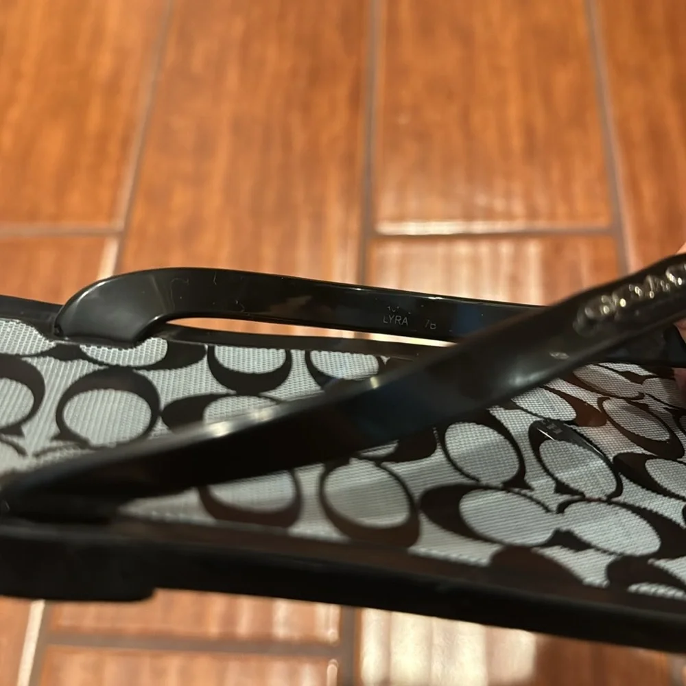 COACH flip flops - Picture 3 of 6